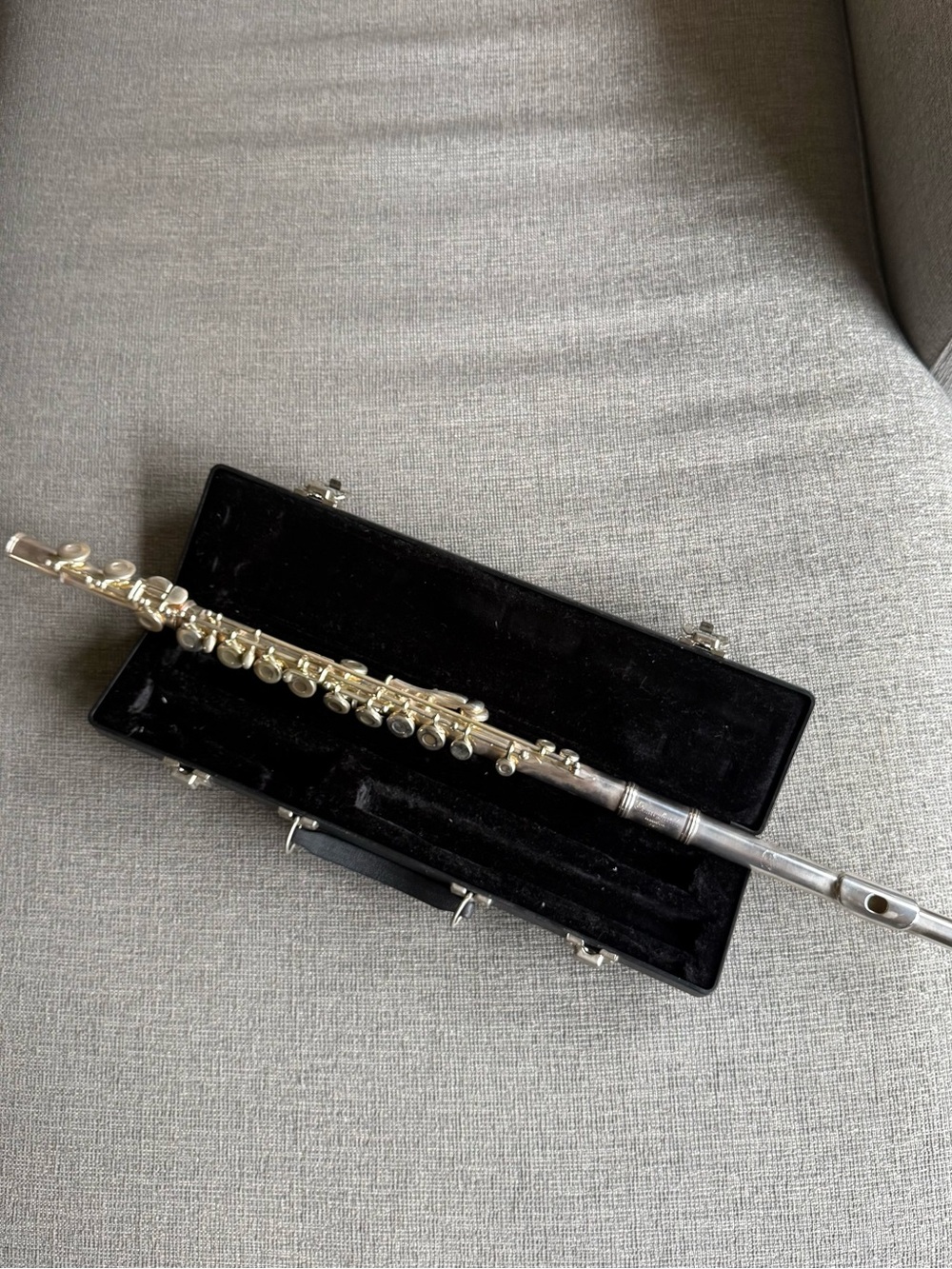 Gemeinhardt 2SP Silver Plated Flute with Hard Case - Student Flute
